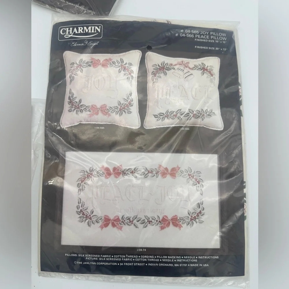 Lot Of 3 Vintage Charmin Creations Silk Screened Fabric Cross Stitch Pillow Kits - Picture 5 of 10
